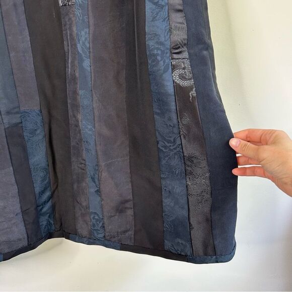 GinYa Floral Quilted Embroidered Appliqué Asian Style Long Line Open Front Vest - Picture 13 of 16